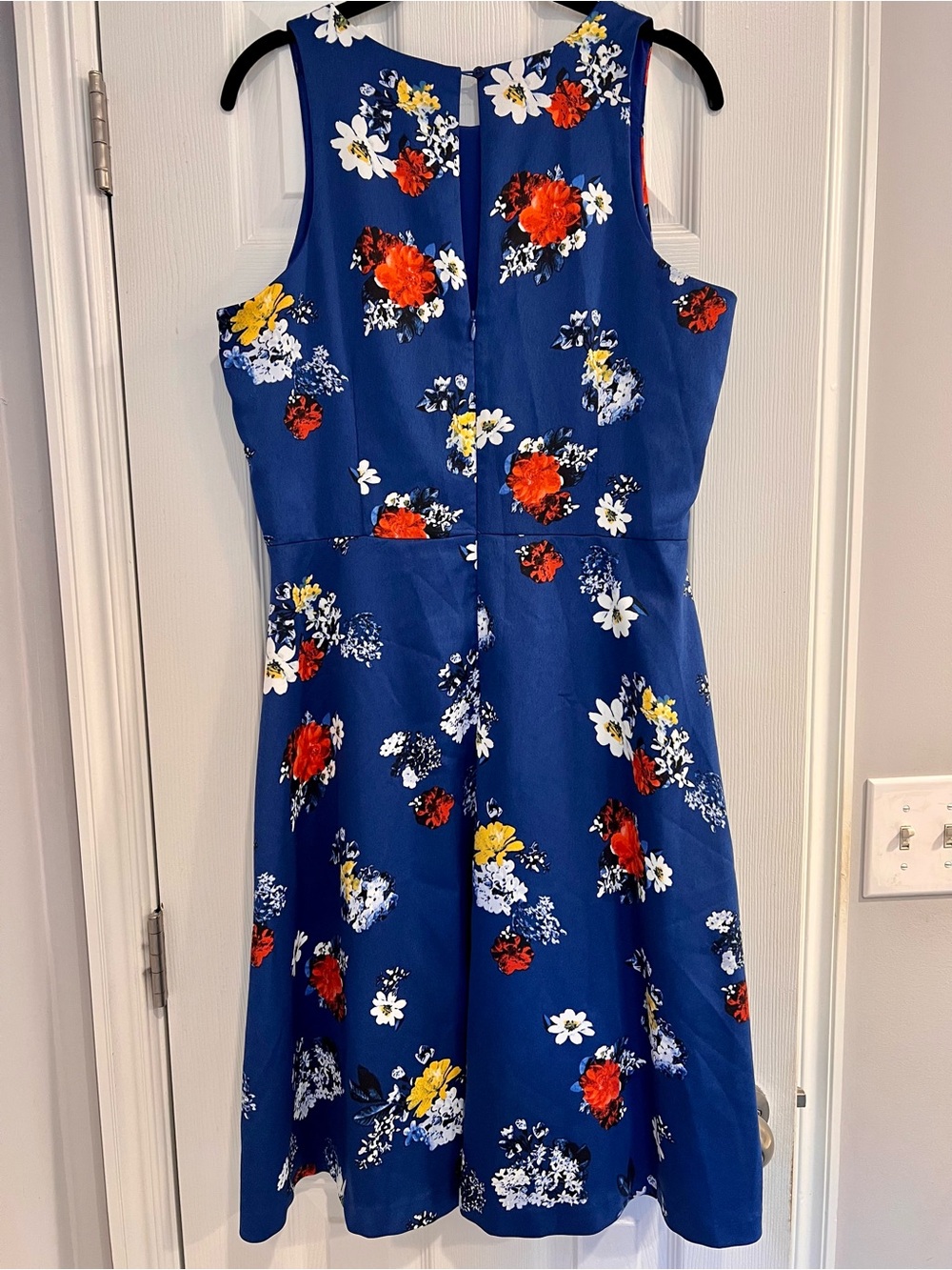 Banana Republic Satin Blue Floral Fit-and-Flare Wedding Guest Dress Career 14 XL - Picture 2 of 4